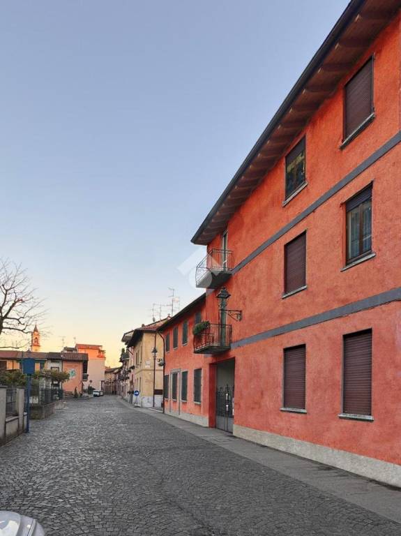 appartamento in vendita a Lazzate