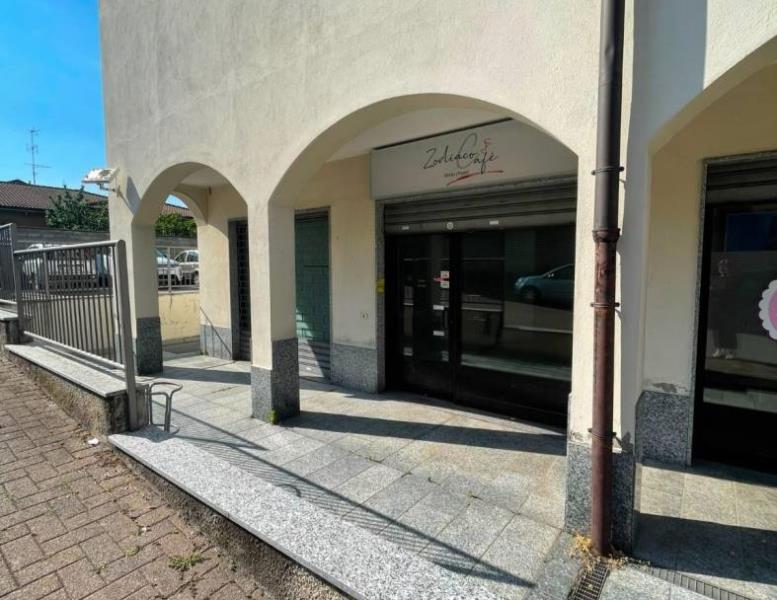 ufficio in vendita a Lazzate