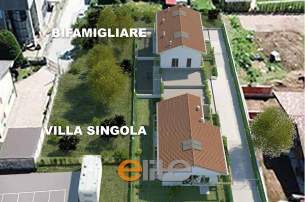 casa indipendente in vendita a Lazzate