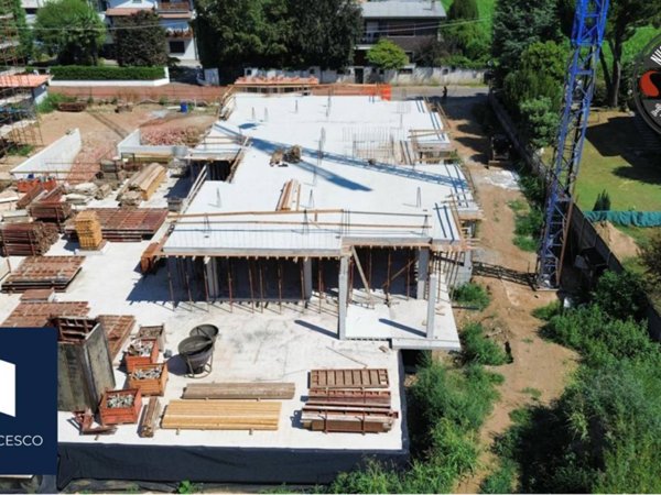 appartamento in vendita a Lazzate