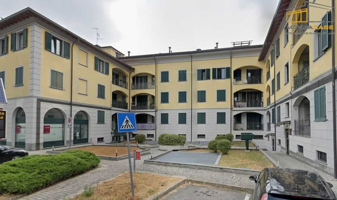 appartamento in vendita a Lazzate