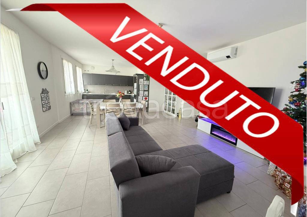 appartamento in vendita a Lesmo