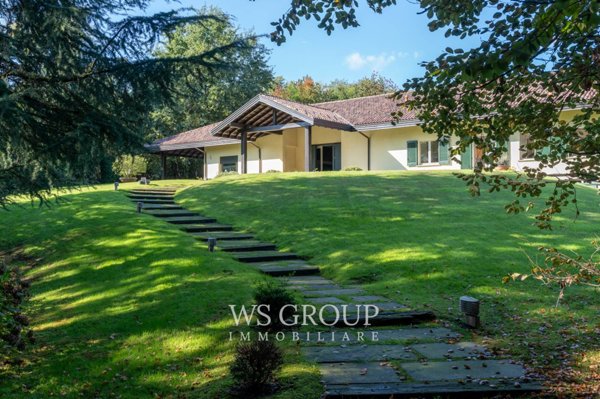 casa indipendente in vendita a Lesmo