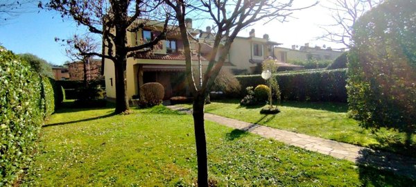 casa indipendente in vendita a Lesmo