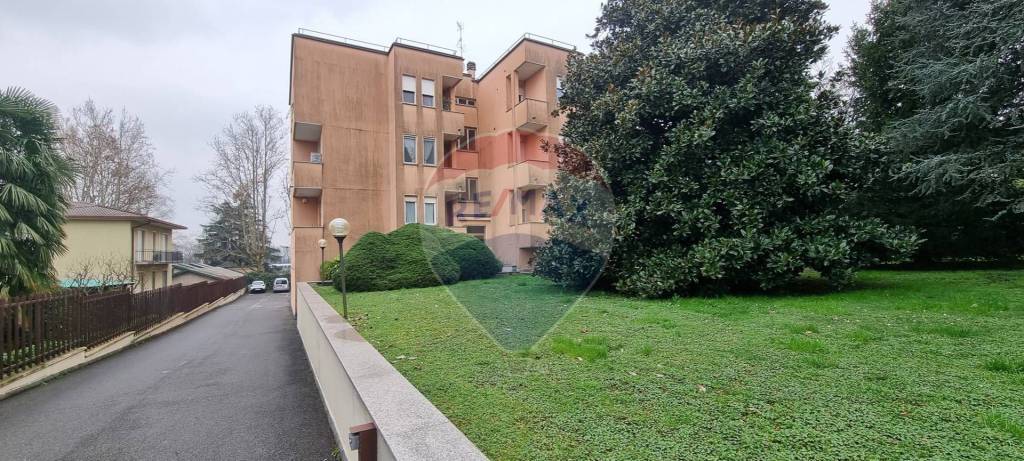 ufficio in vendita a Lesmo