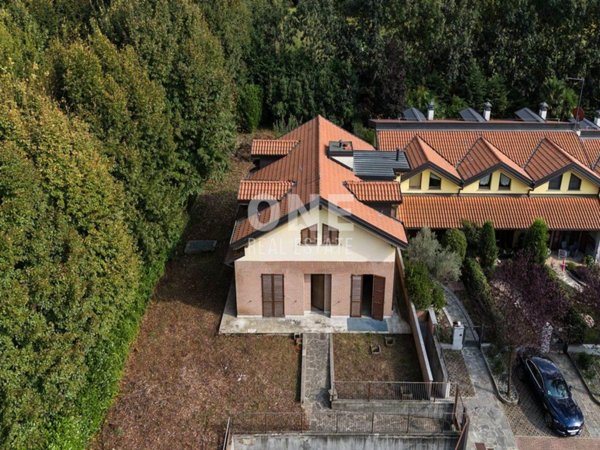 casa indipendente in vendita a Lesmo