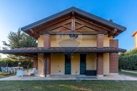 casa indipendente in vendita a Lesmo