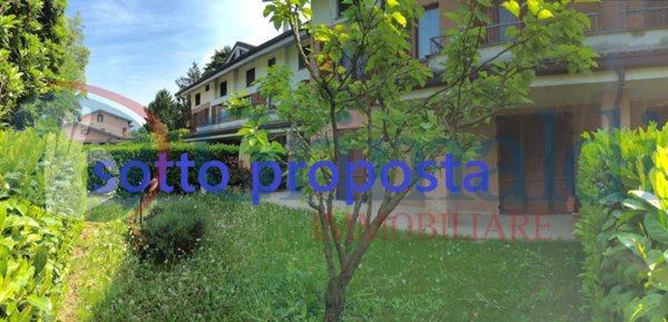 appartamento in vendita a Lesmo