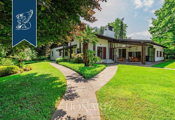 casa indipendente in vendita a Lesmo