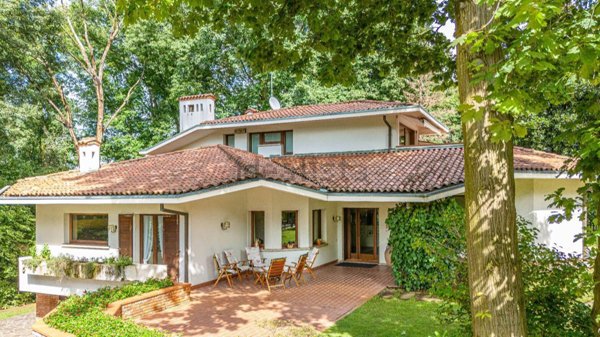 casa indipendente in vendita a Lesmo