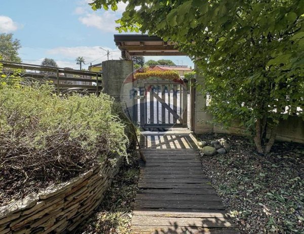 casa indipendente in vendita a Lesmo