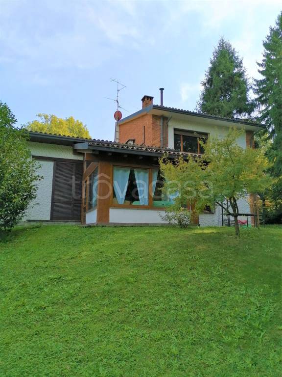 casa indipendente in vendita a Lesmo