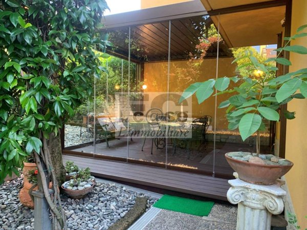 casa indipendente in vendita a Lesmo