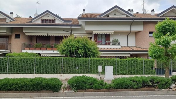 appartamento in vendita a Lesmo