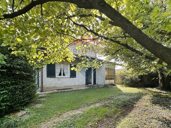 casa indipendente in vendita a Lesmo