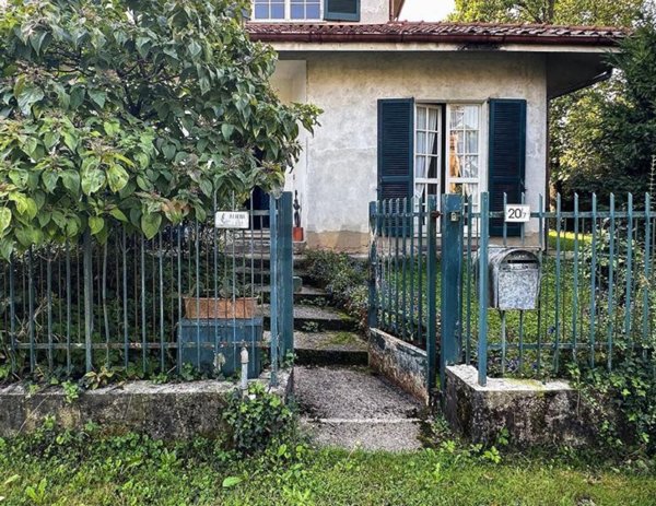 casa indipendente in vendita a Lesmo