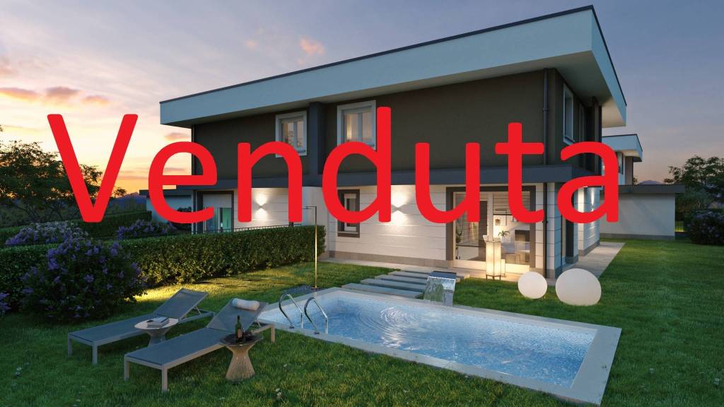 casa indipendente in vendita a Lesmo