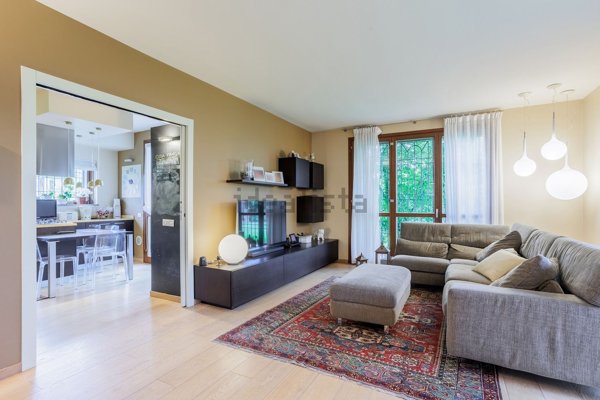 casa indipendente in vendita a Lesmo