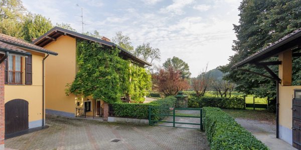 casa indipendente in vendita a Lesmo