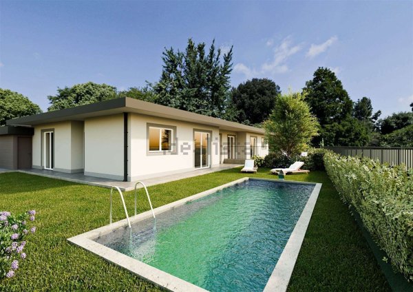 casa indipendente in vendita a Lesmo