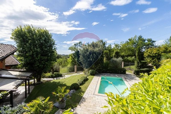 casa indipendente in vendita a Lesmo