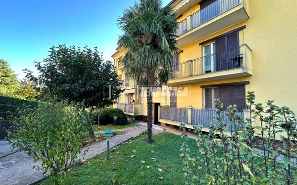 appartamento in vendita a Lesmo