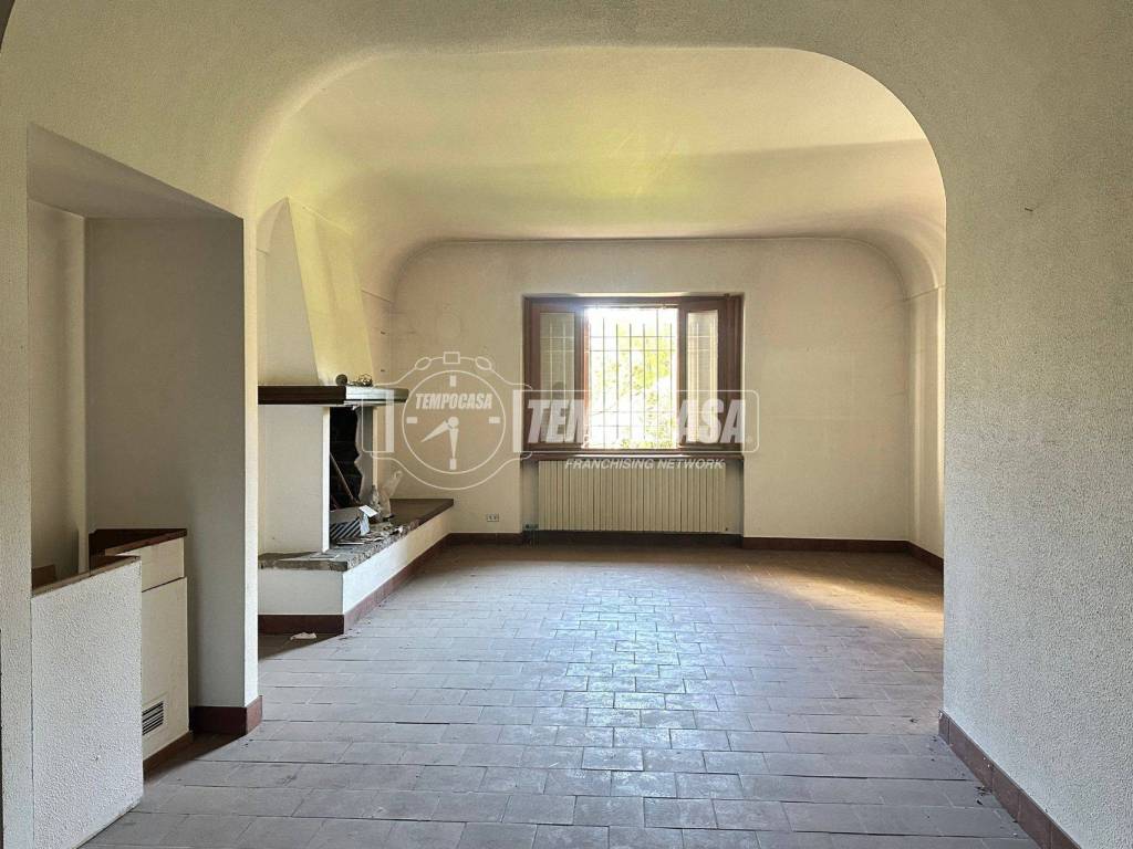 appartamento in vendita a Lesmo in zona California