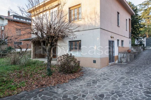 casa indipendente in vendita a Lesmo