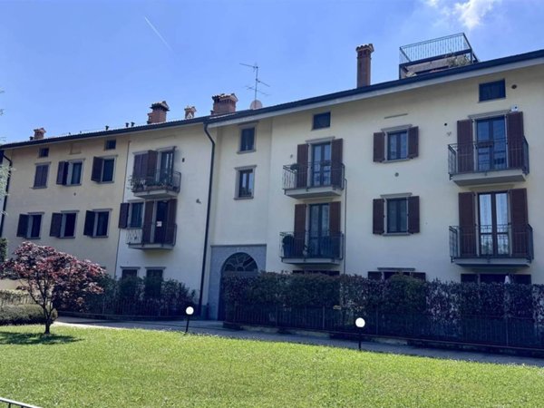 appartamento in vendita a Lesmo