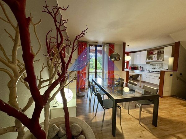 casa indipendente in vendita a Lesmo