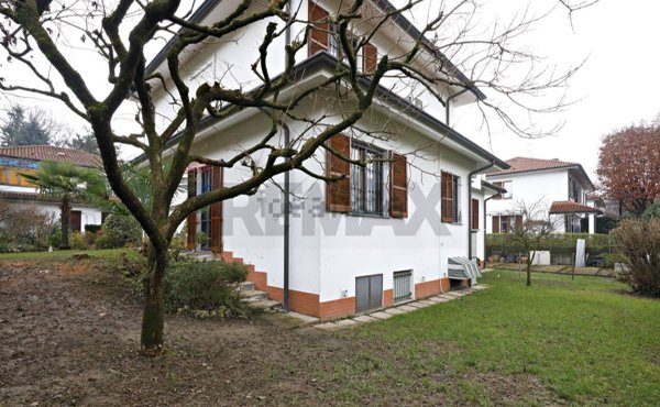 casa indipendente in vendita a Lesmo