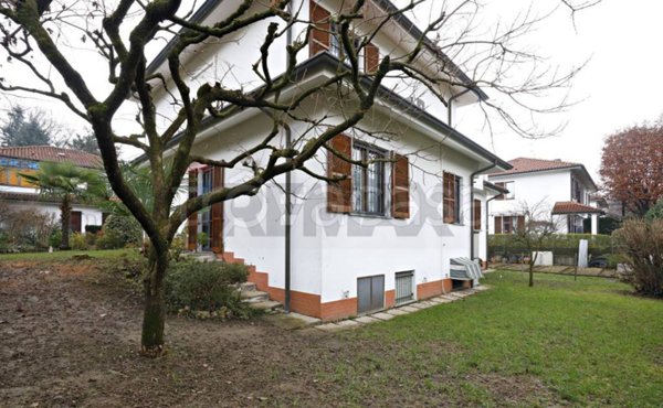 casa indipendente in vendita a Lesmo