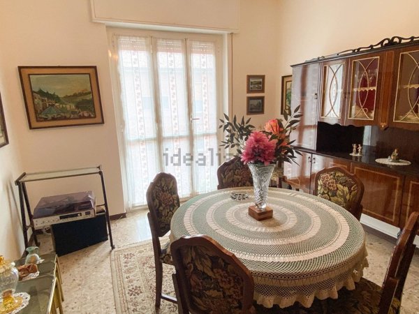 appartamento in vendita a Lesmo in zona Gerno