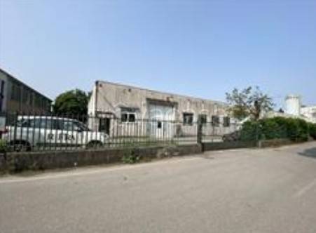 terreno edificabile in vendita a Lesmo