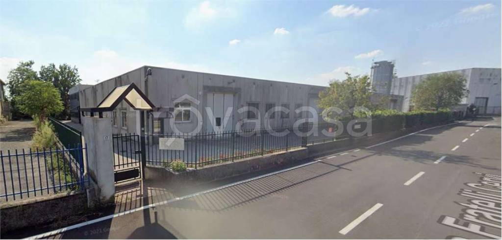 capannone in vendita a Lesmo in zona Gerno