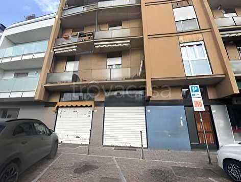 negozio in vendita a Lesmo