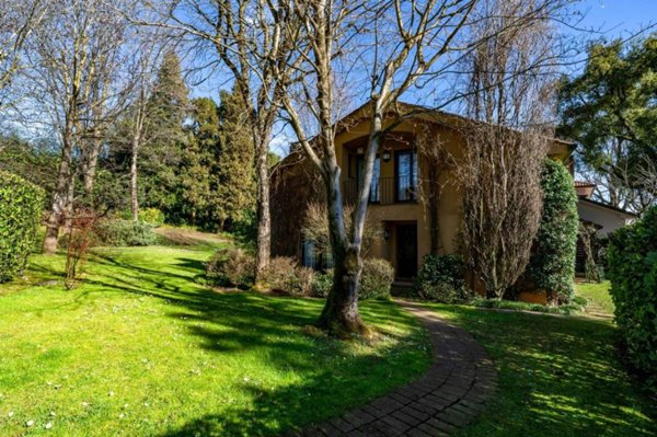 casa indipendente in vendita a Lesmo