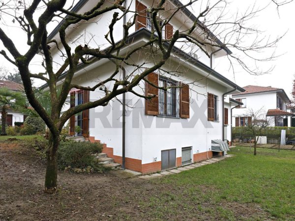 casa indipendente in vendita a Lesmo