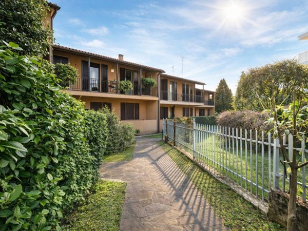 appartamento in vendita a Lesmo