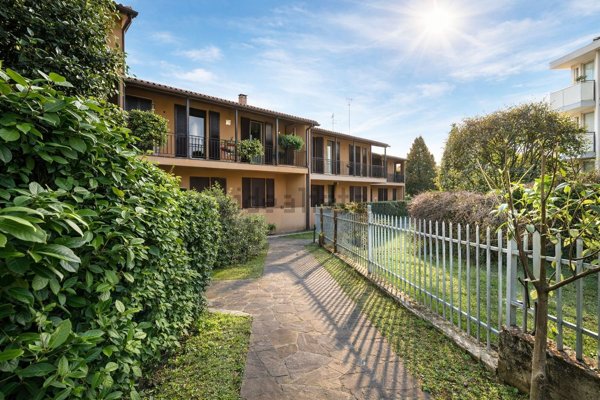 appartamento in vendita a Lesmo