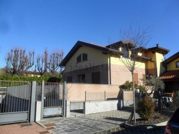 casa indipendente in vendita a Lesmo