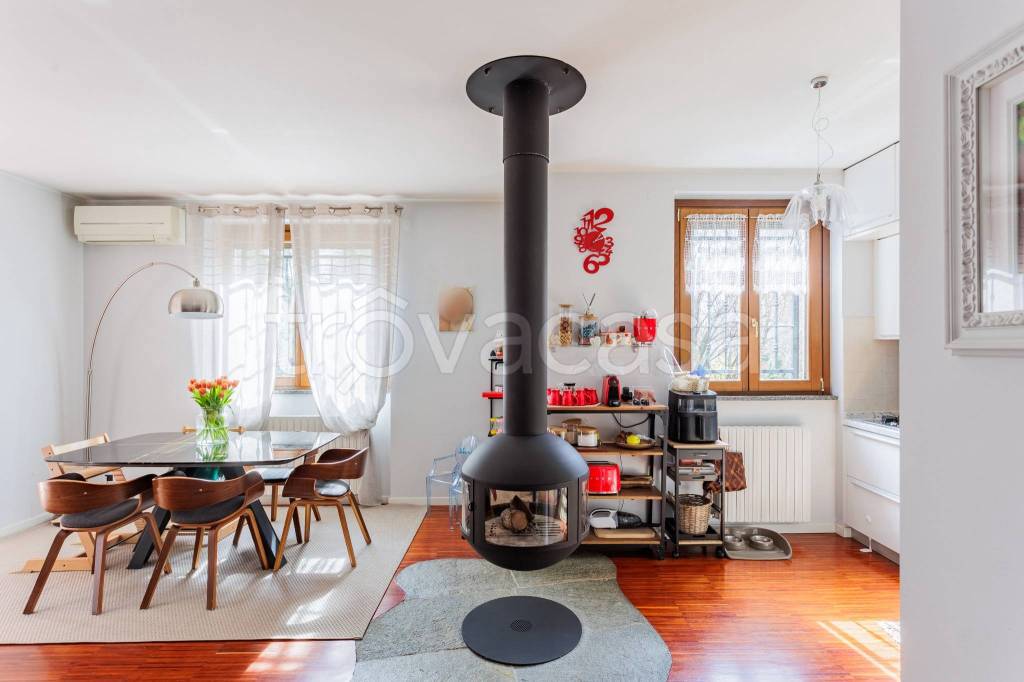 appartamento in vendita a Lesmo