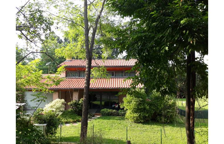 casa indipendente in vendita a Lesmo