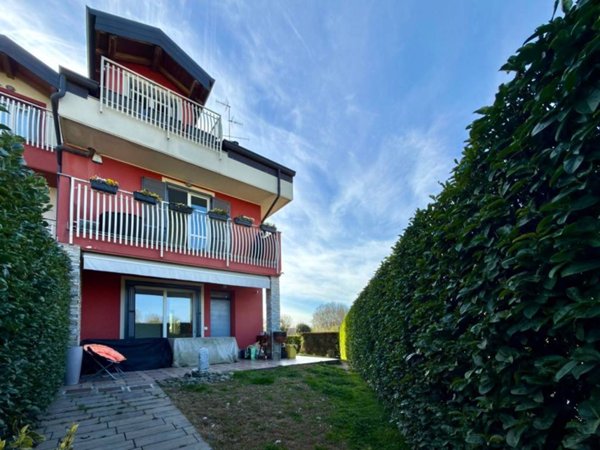 casa indipendente in vendita a Lesmo