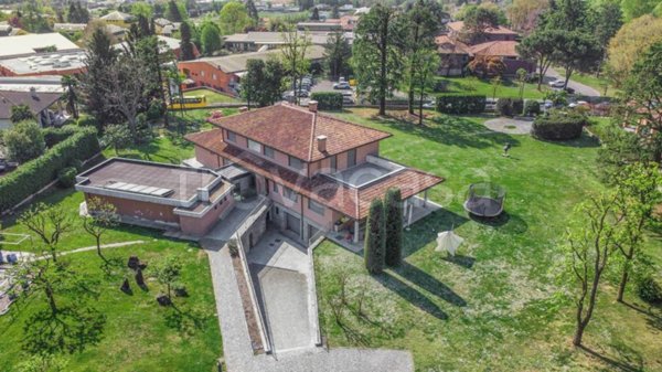 casa indipendente in vendita a Lesmo