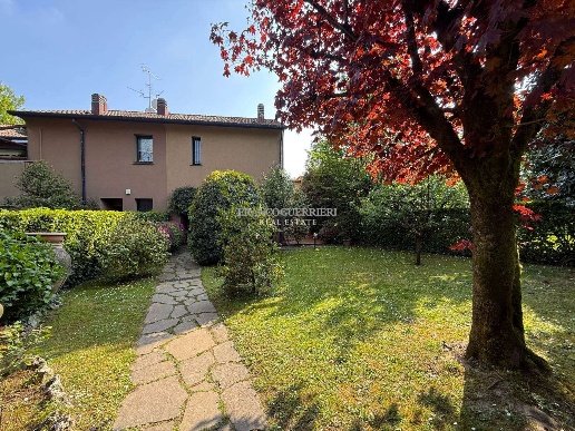 casa indipendente in vendita a Lesmo