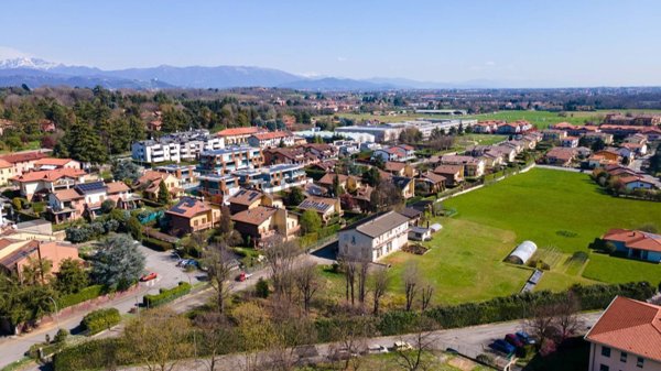 casa indipendente in vendita a Lesmo
