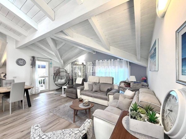 appartamento in vendita a Lesmo