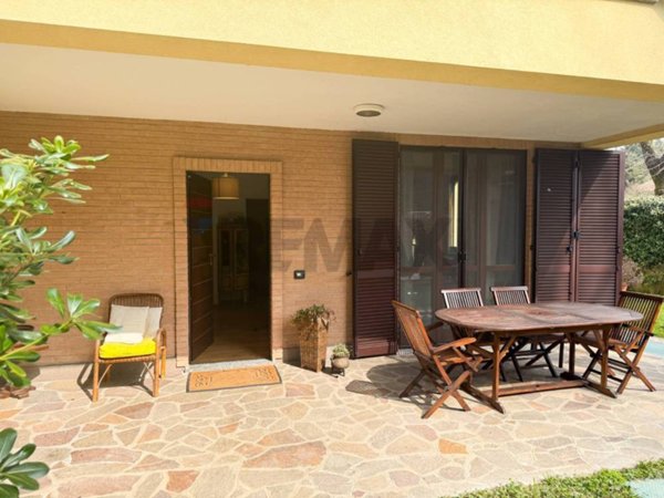 casa indipendente in vendita a Lesmo in zona California