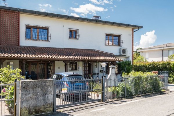 appartamento in vendita a Lesmo